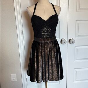 NWT Bebe lace party dress Sz Medium
